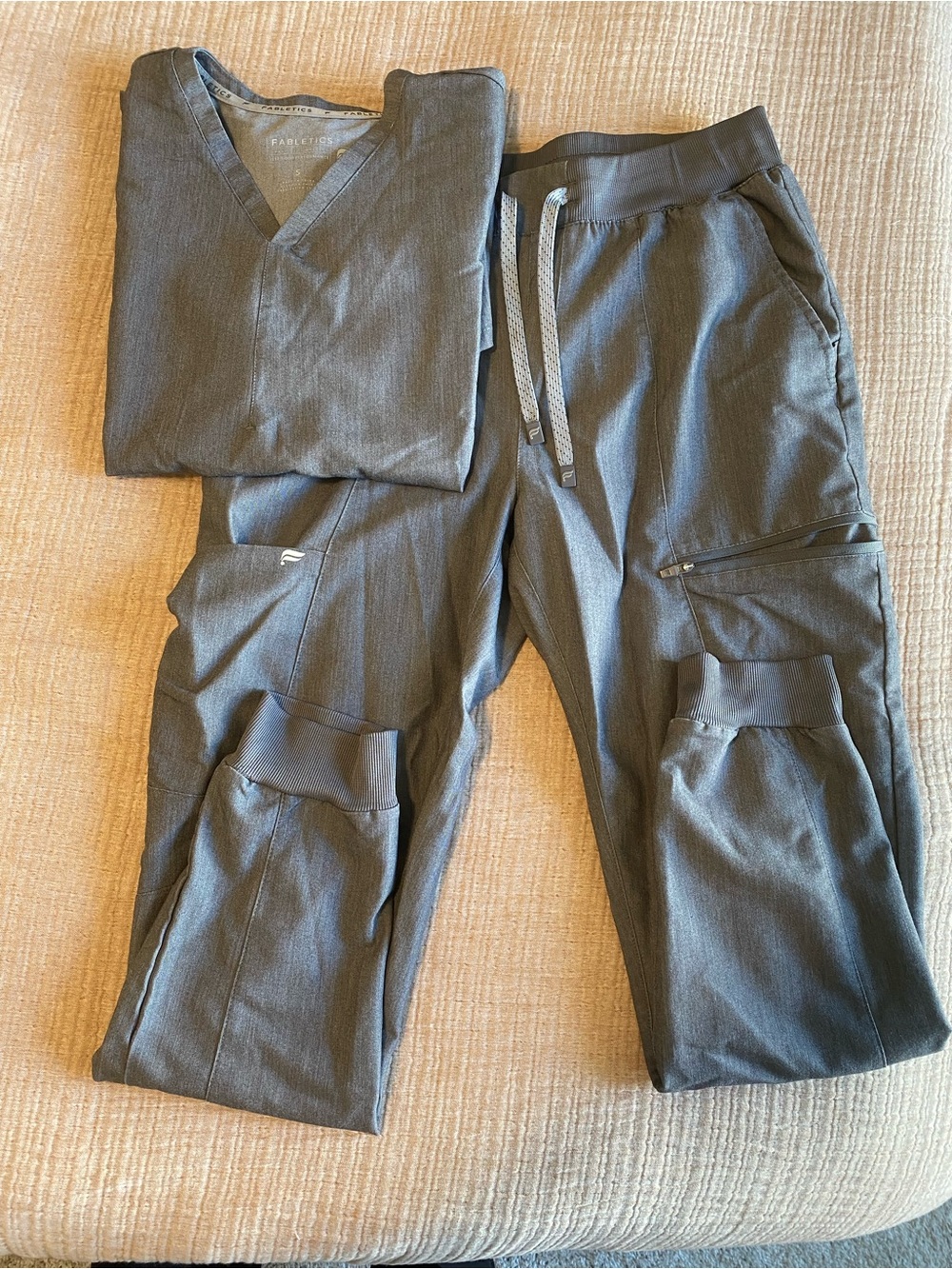 Fabletics Grey Scrub Set